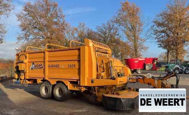 Ladewagen Belair gebare 1624 , zerograzer , maaiwagen — Photo 3