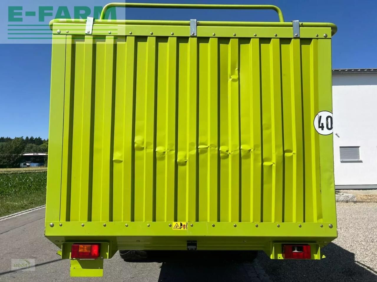 Ladewagen CLAAS quantum 5500 p im guten zustand und mit neuen reifen — Photo 3
