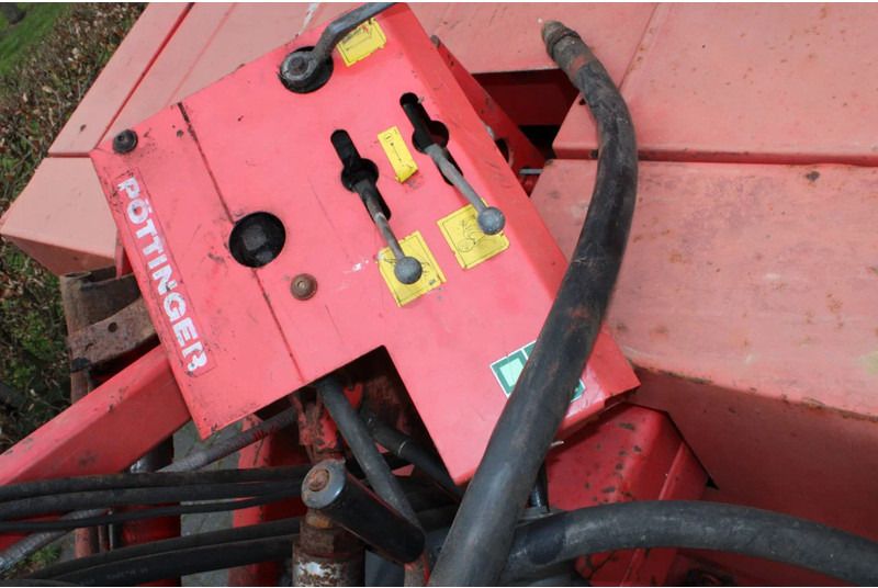 Ladewagen Pottinger Ladeprofi 2 — Photo 3