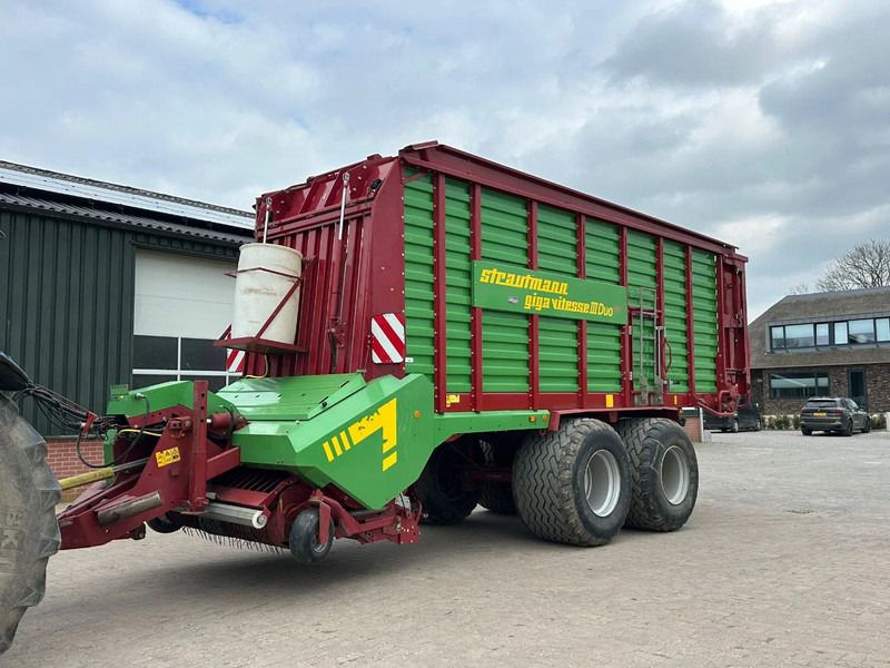 Ladewagen Strautmann GIGA VITESSE 3 DUO PLUS Giga Vitesse 3 Duo plus — Photo 2