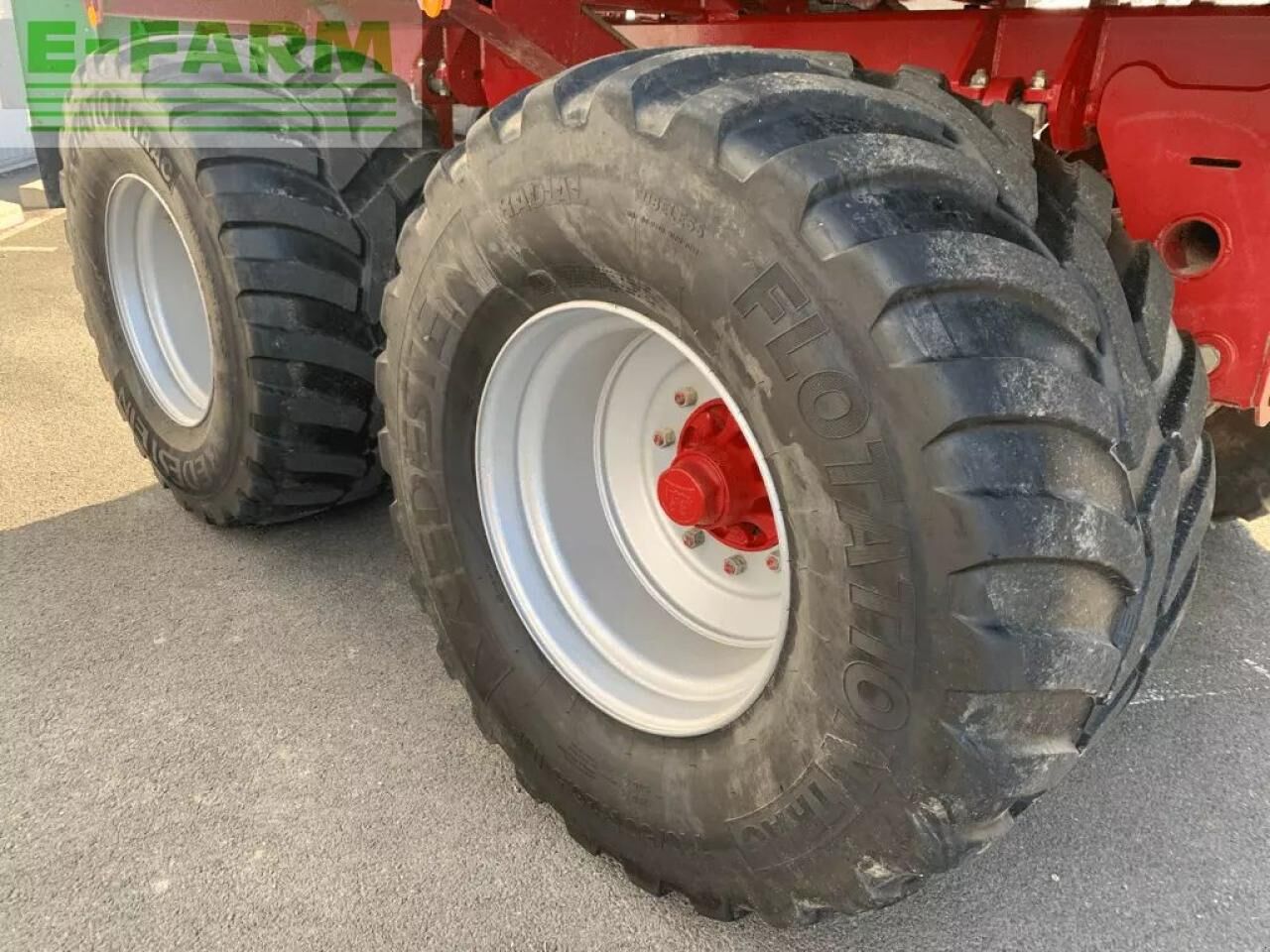 Ladewagen Strautmann magnon