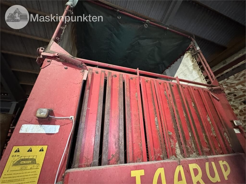 Ladewagen Taarup 1030